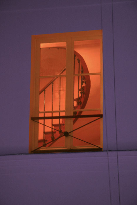 Lescalier  la fentre