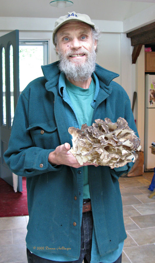 Reed with Hen of the Woods