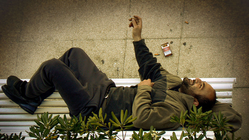 EL TABACO PUEDE PROVOCAR FELICIDAD