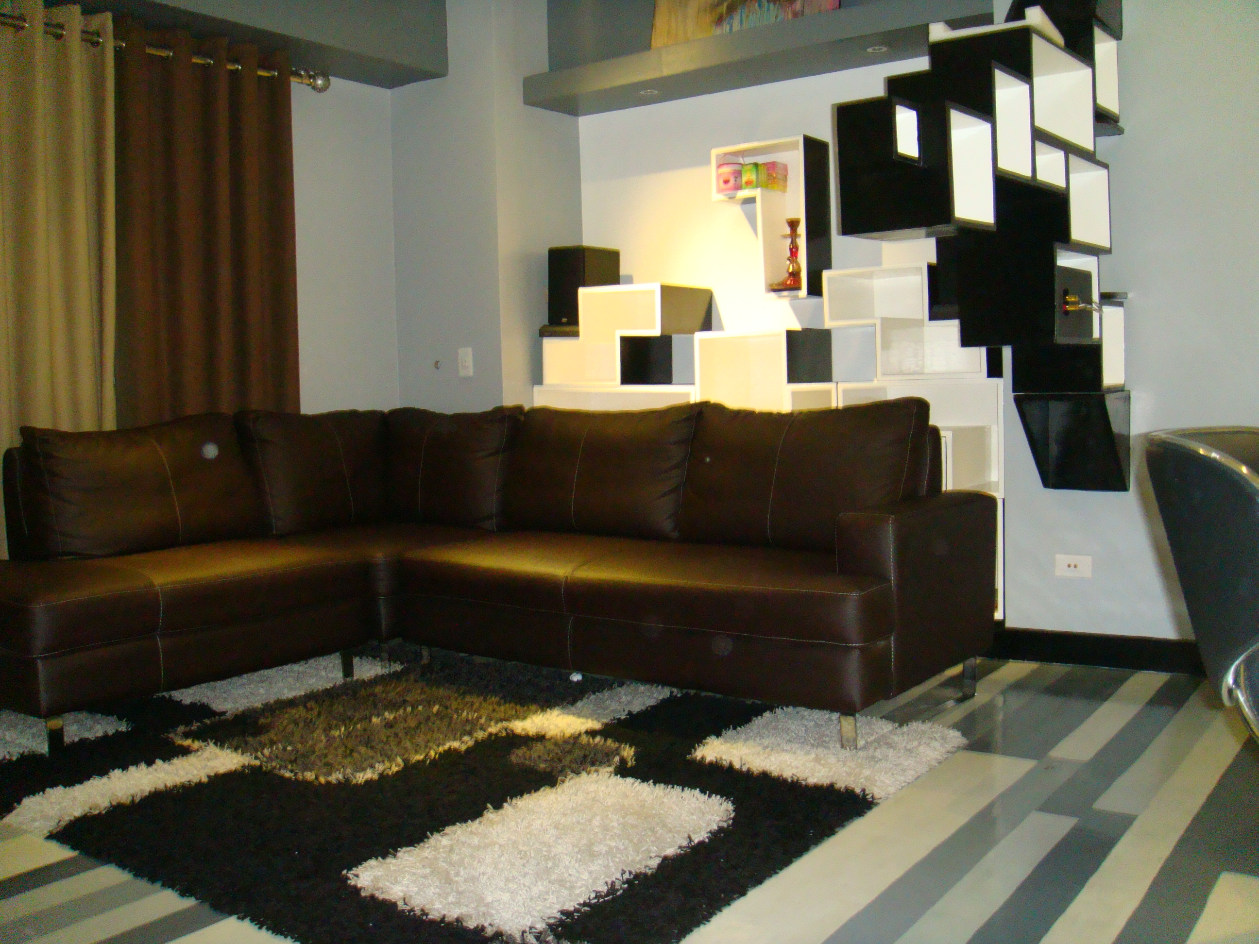 Livinroom1.JPG