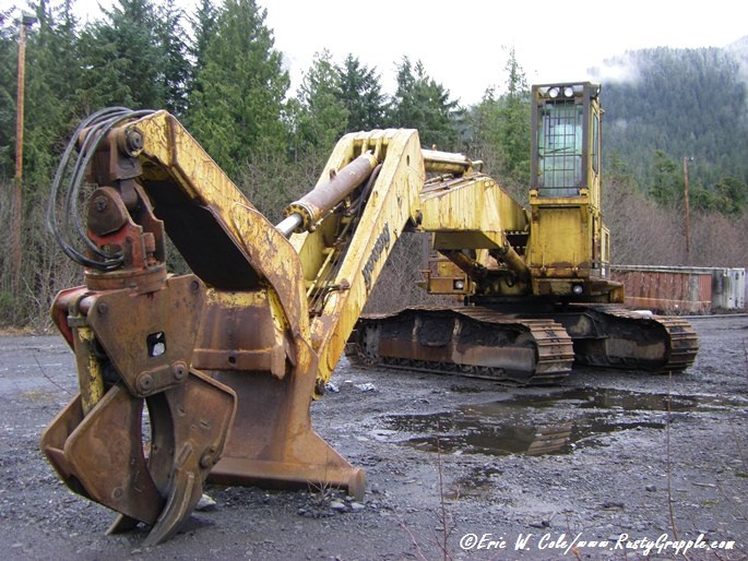 Cat 235C Logger
