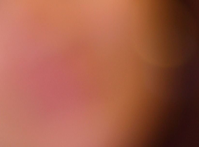 85mm 1.2crop100.jpg