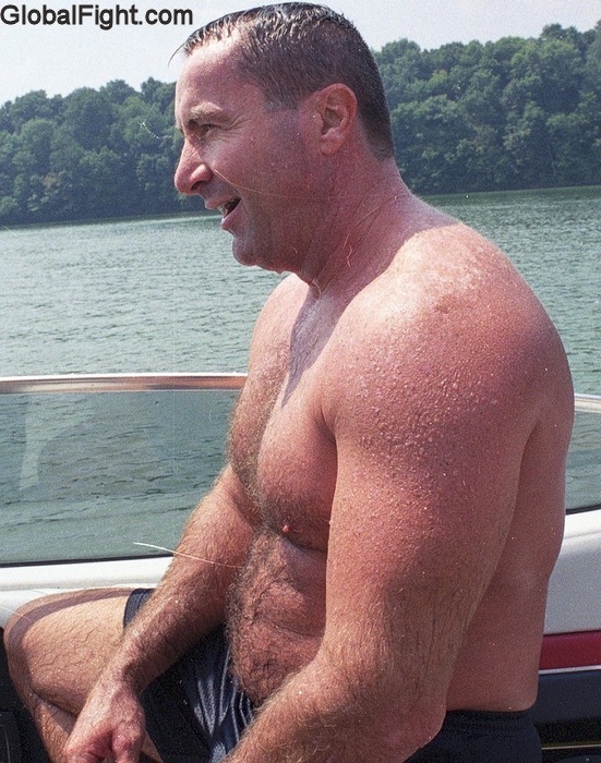 dad wet skiing boat.jpg