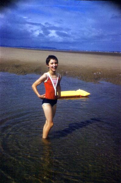 Lorna with lilo