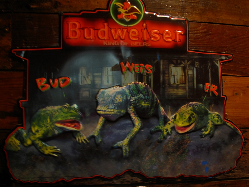 Bud-Weis-Er Frogs