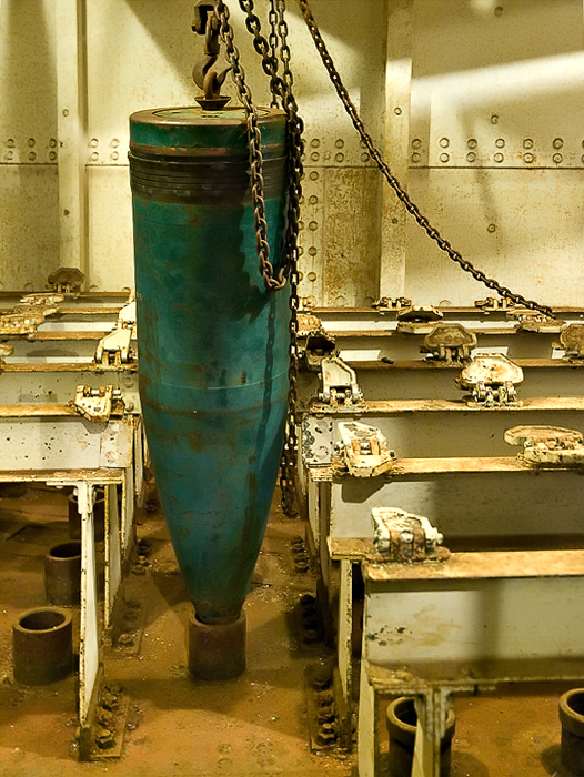 1,400 lb. shell