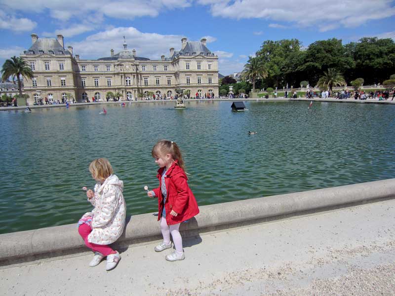 Jardin de Luxembourg  Where are our boats?