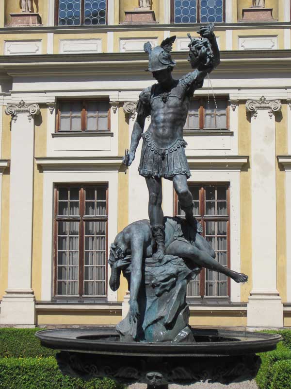 Residenz fountain statue