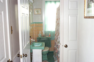 VintageBath01.jpg