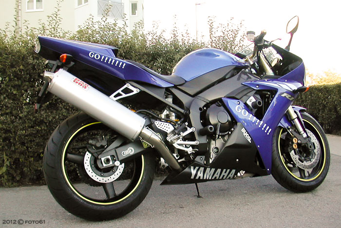 #022 Yamaha R1