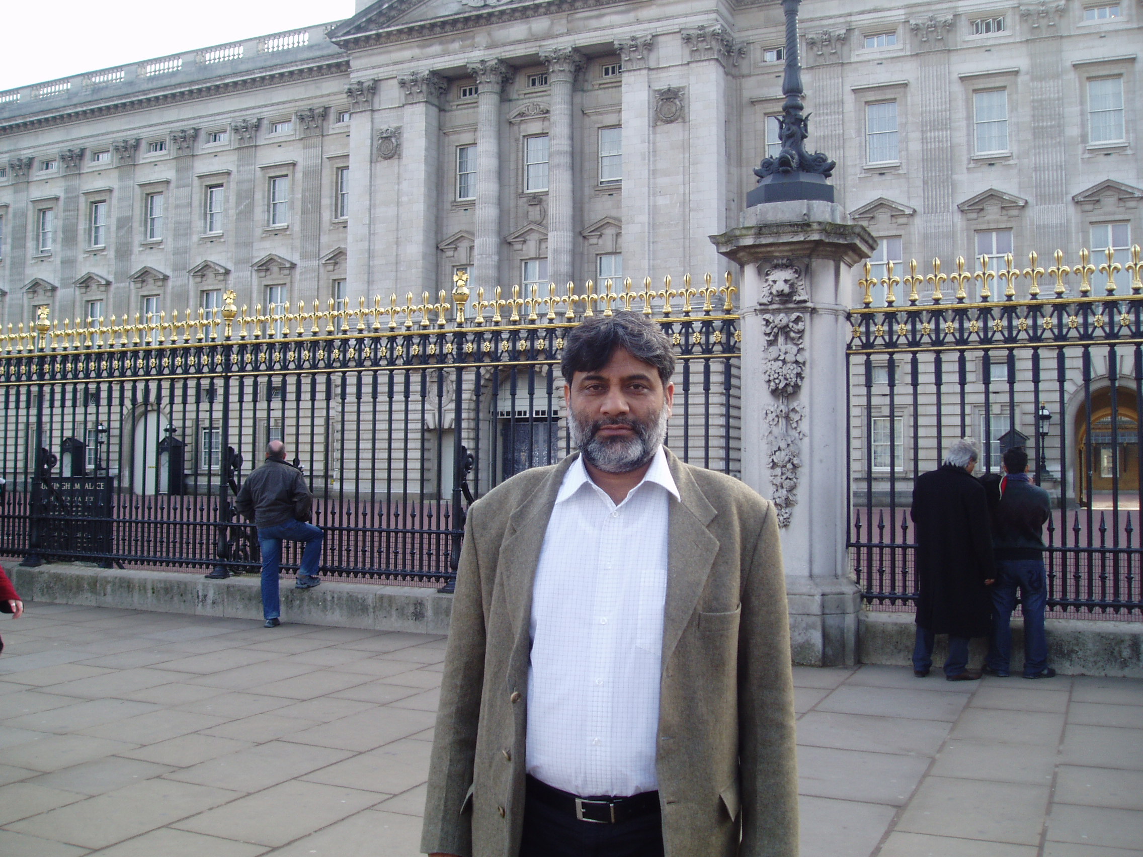 Raja Basharat