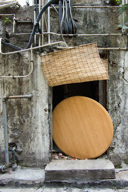 [2012.03.12] The round door