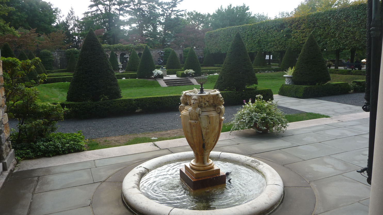 Fountain on the terrace facing the southern Inner Garden designed by William Welles Bosworth.