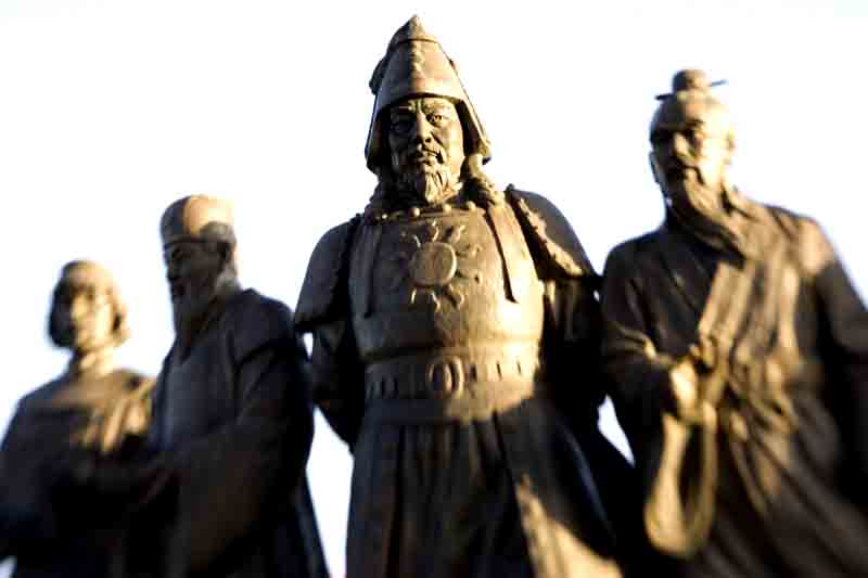 Ghengis nd his court