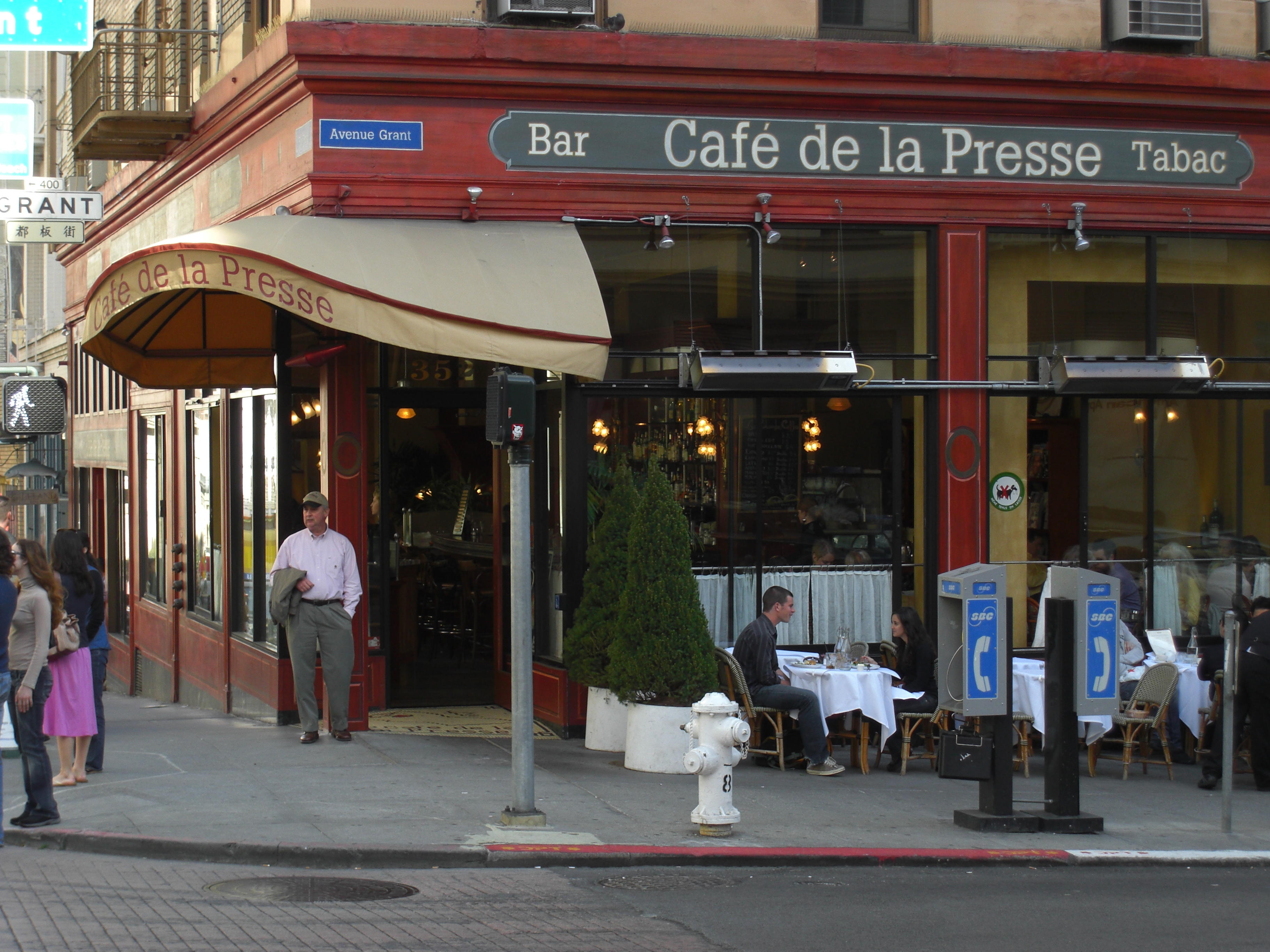 Cafe de la Presse