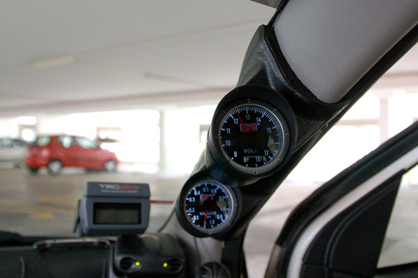 Auto Gauge (Volt)