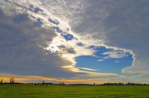 Hole In The Sky 20090603