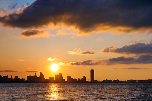Buffalo Skyline At Sunrise 09734