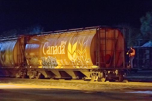 Nighttime in the Switching Yard 20101106