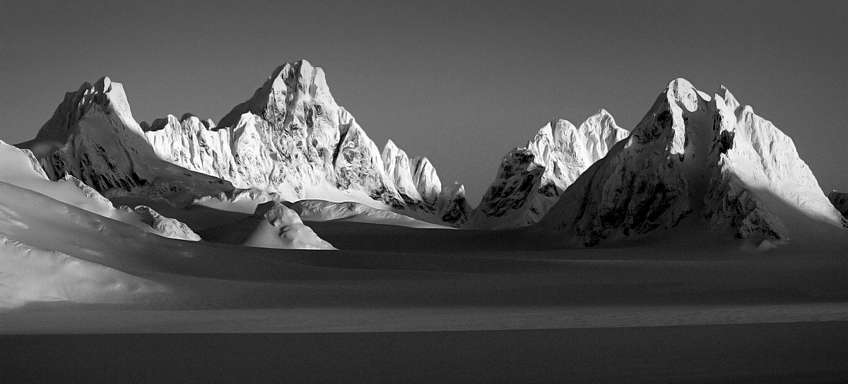 ice field b and w looking east 1200a.jpg