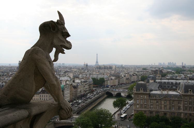  Paris