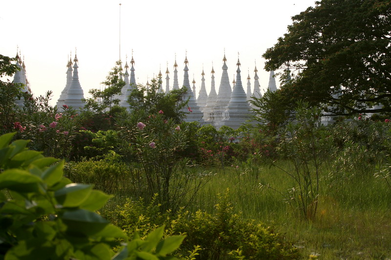 Pagodons - Mandalay 
