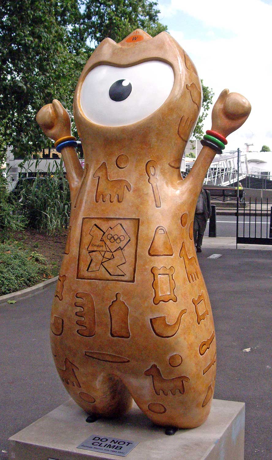 Cleopatras Needle Wenlock