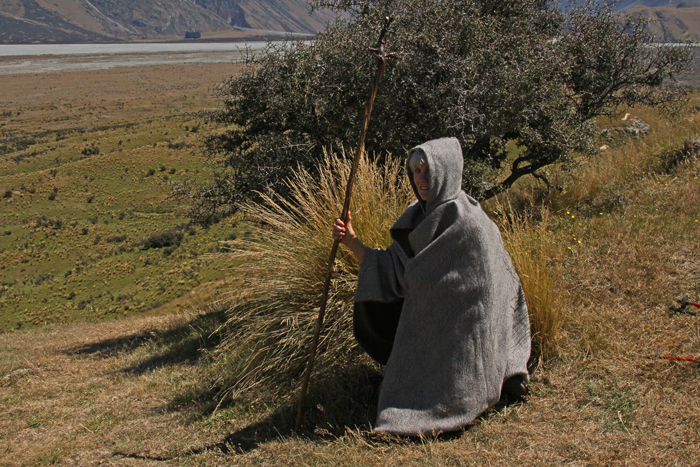 A HOBBIT DISCOVERED ON MT. SUNDAY,