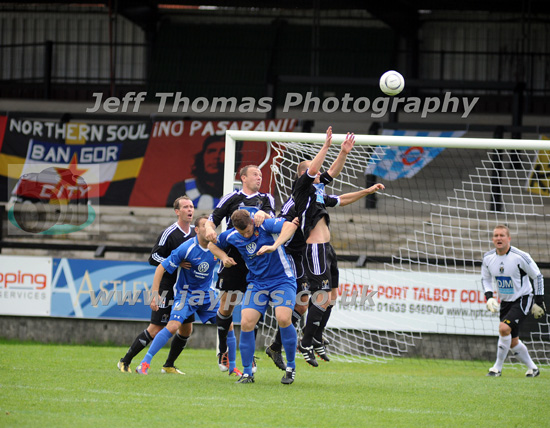 Neath v Bangor City24.jpg