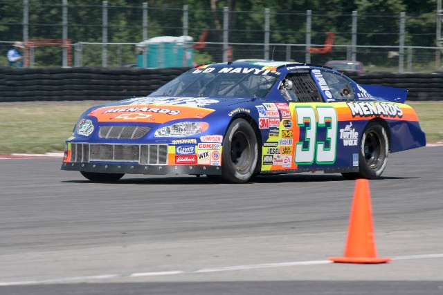 2003 Chevrolet Monte Carlo