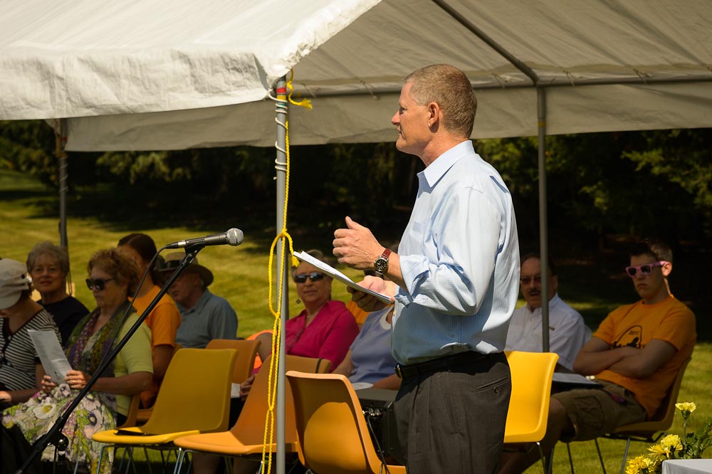 2012 Annual Outdoor Worship Service and Picnic