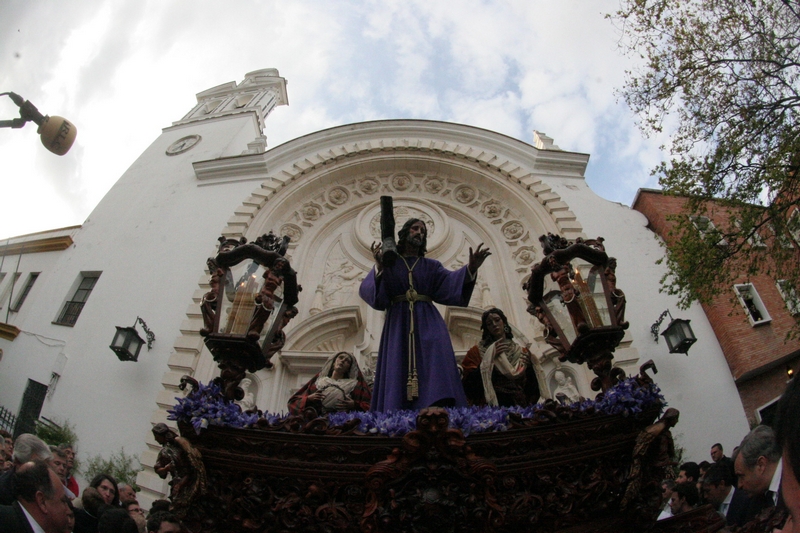 216_0279_VIERNES_DOLORES_2010.JPG