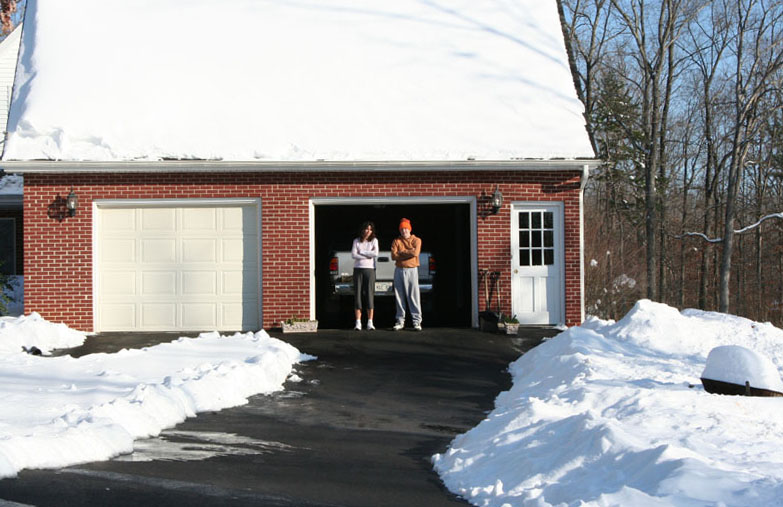 Rhonda and Mac, surveying the snow