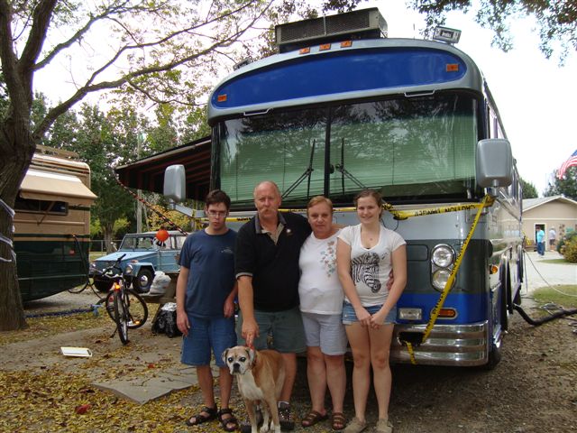 Steve,BettyStephen&Alysha Birtles