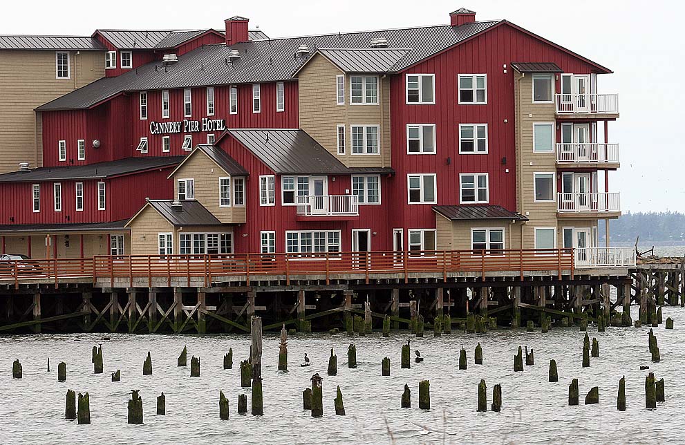 Cannary Pier Hotel