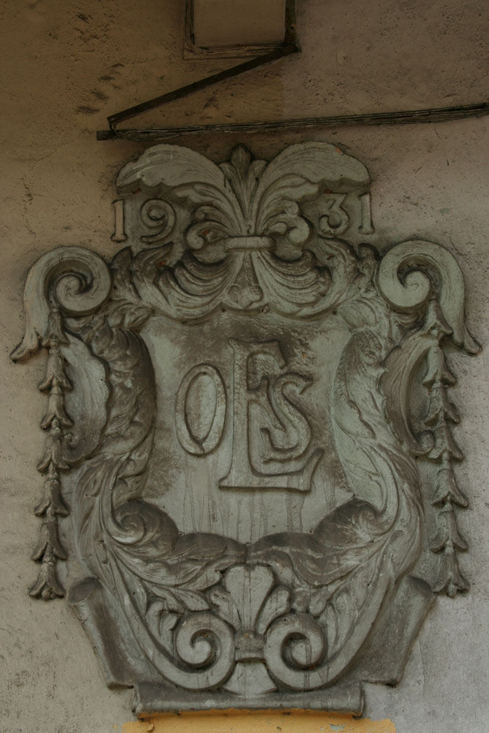 1931