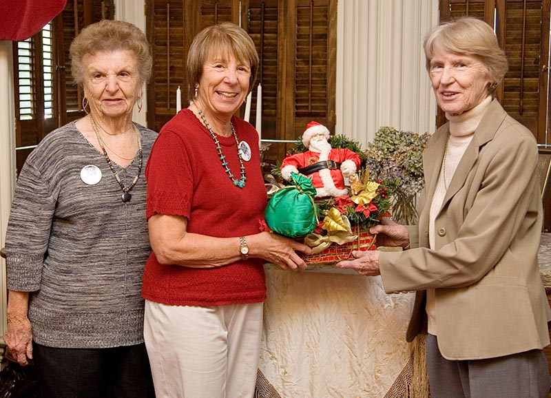 4884ChristmasPreperation.jpg