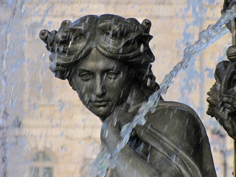 LA FONTAINE DE TOURNY