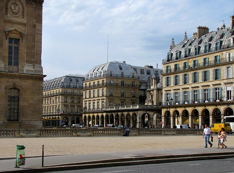 rue de Rivoli