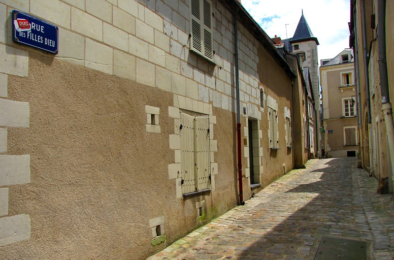 rue des filles dieu