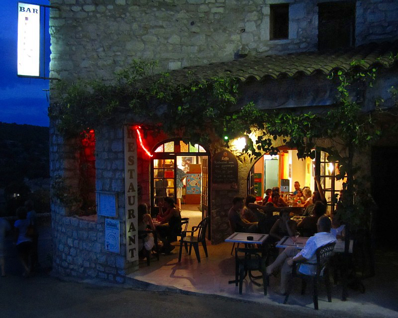 soire au bar, Balazuc