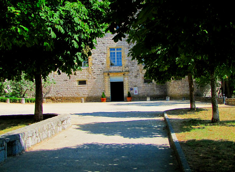 entre du chateau ,Vgu