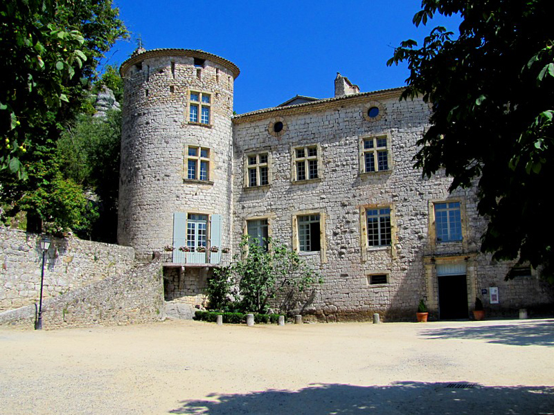 Tour et chteau , Vgue