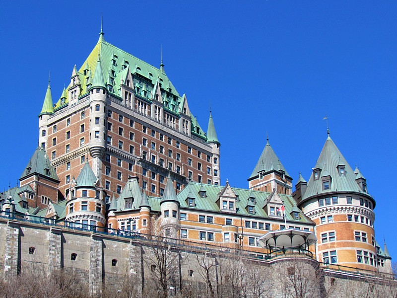 L'imposant château Frontenac