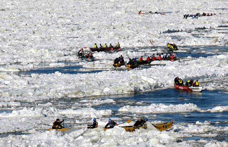 Z-Course en canot  glace Carnaval de Qubec 10 fv 2013 224.jpg