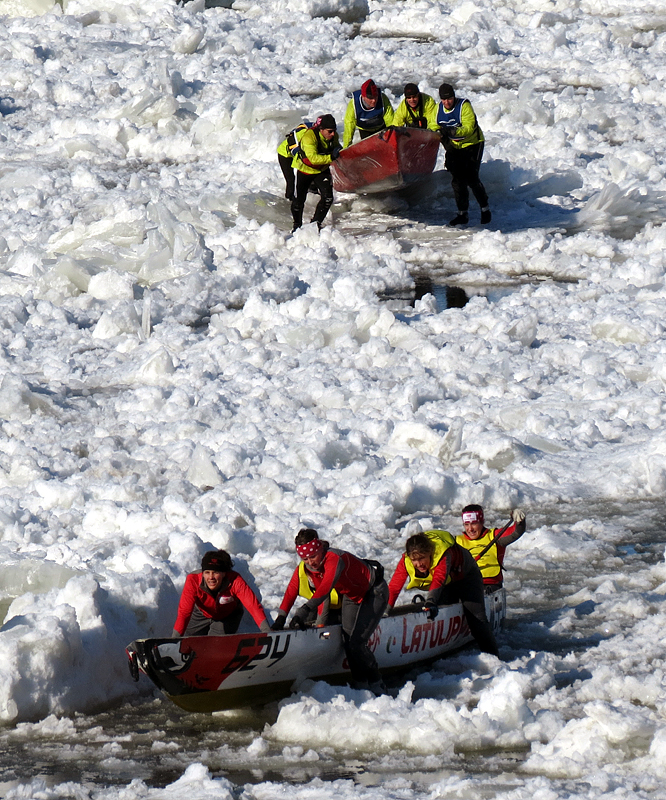 z-Course en canot  glace Carnaval de Qubec 10 fv 2013 235.jpg