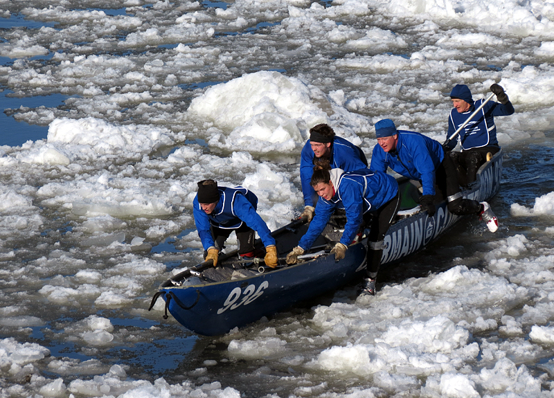 z-Course en canot  glace Carnaval de Qubec 10 fv 2013 236.jpg