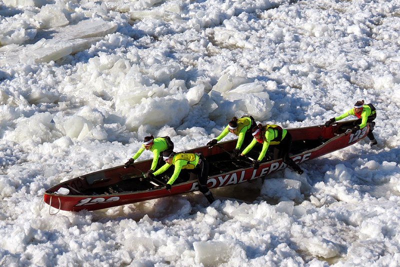 z-Course en canot  glace Carnaval de Qubec 10 fv 2013 359.jpg