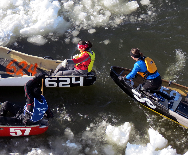 z-Course en canot  glace Carnaval de Qubec 10 fv 2013 386.jpg