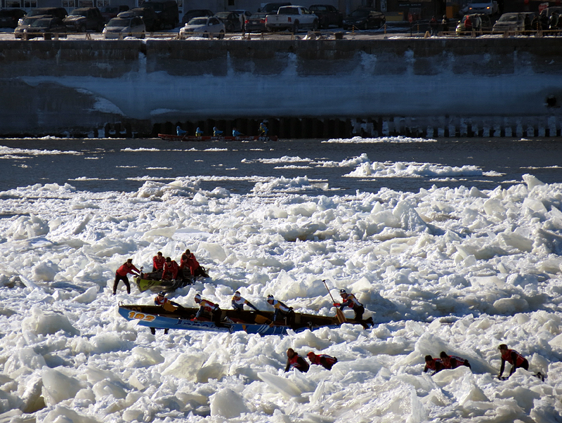 z-Course en canot  glace Carnaval de Qubec 10 fv 2013 011.jpg